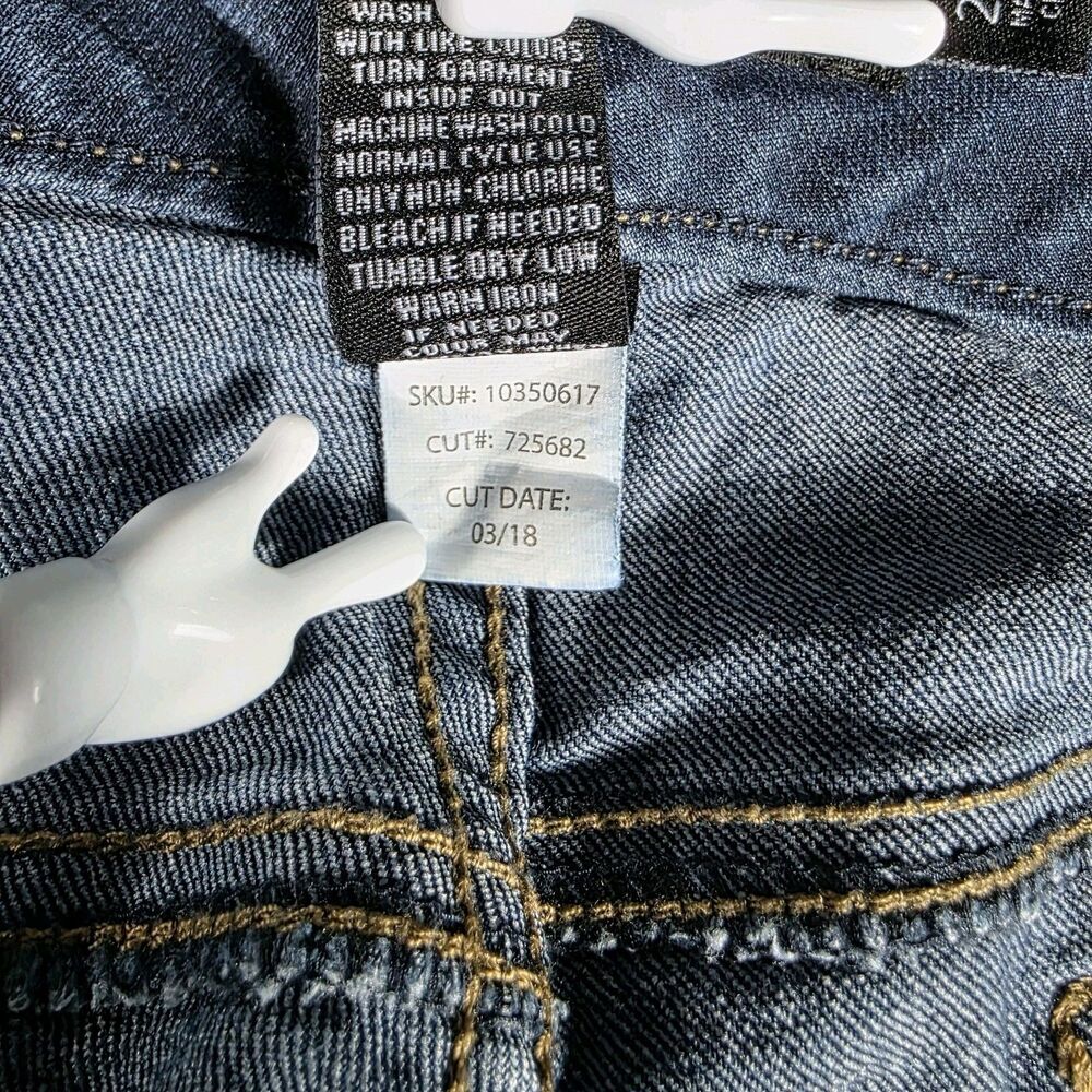 Torrid Women’s Plus Size 24R Skinny Jeans Medium Wash High Rise - Picture 8 of 9